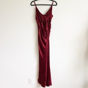 NWT Dress Forum Burgundy Martini Me Maxi Dress